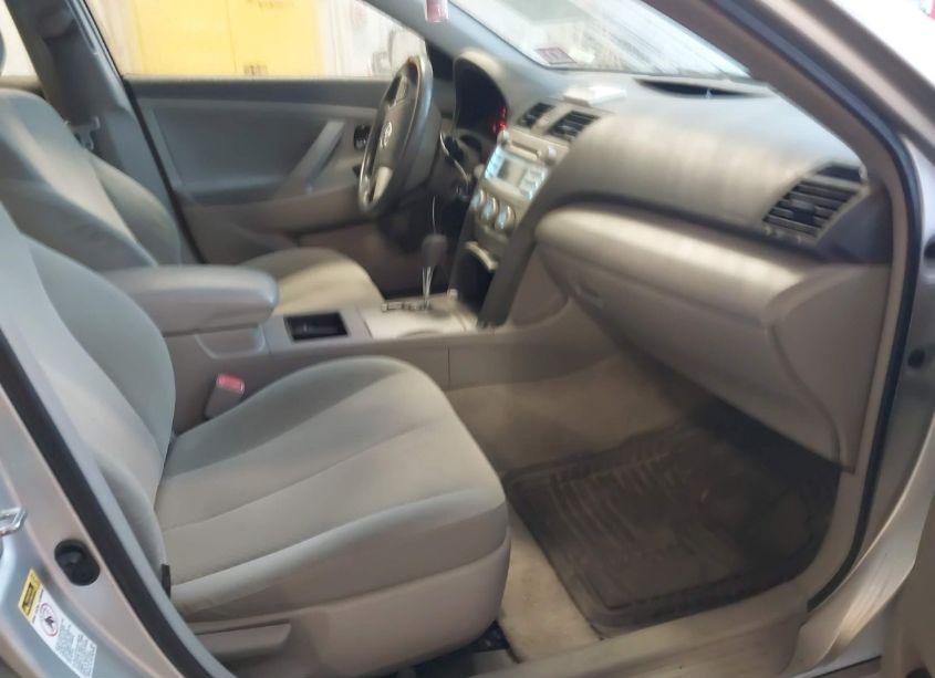 Photo 5 of 2007 Toyota Camry LE (VIN 4T1BE46K07U187037)