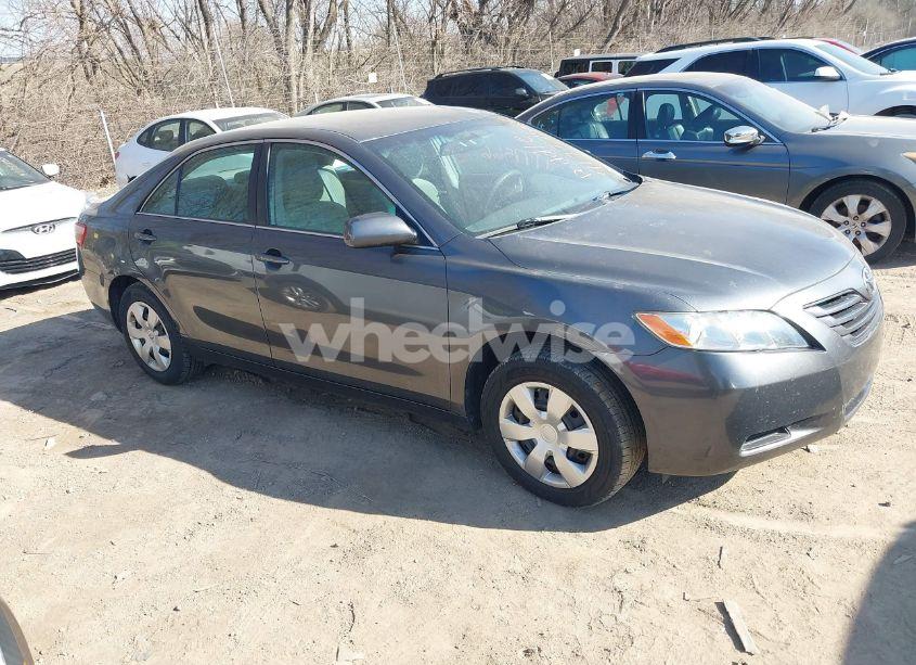 2007 Toyota Camry LE (VIN 4T1BE46K07U193369) main photo