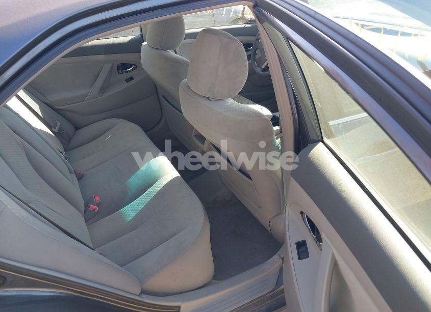 Photo 8 of 2007 Toyota Camry LE (VIN 4T1BE46K07U193369)