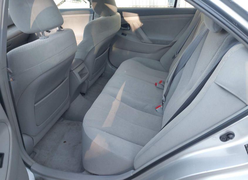 Photo 8 of 2007 Toyota Camry LE (VIN 4T1BE46K07U195008)