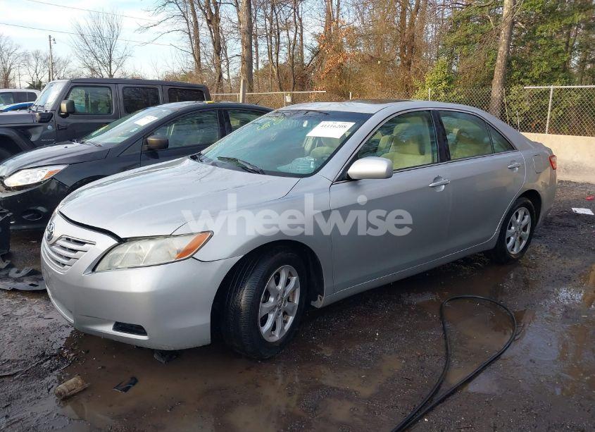 Photo 2 of 2007 Toyota Camry LE (VIN 4T1BE46K07U524273)