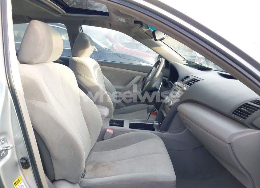 Photo 5 of 2007 Toyota Camry LE (VIN 4T1BE46K07U524273)