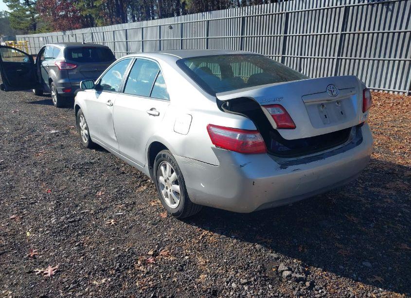 Photo 3 of 2007 Toyota Camry LE (VIN 4T1BE46K07U579029)