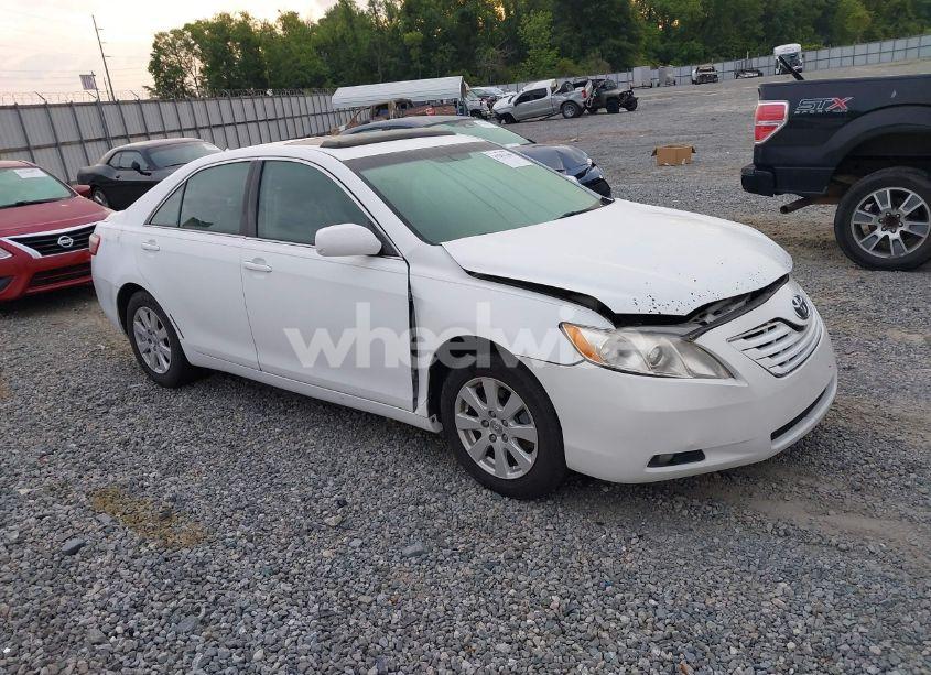 2007 Toyota Camry XLE (VIN 4T1BE46K07U592248) main photo