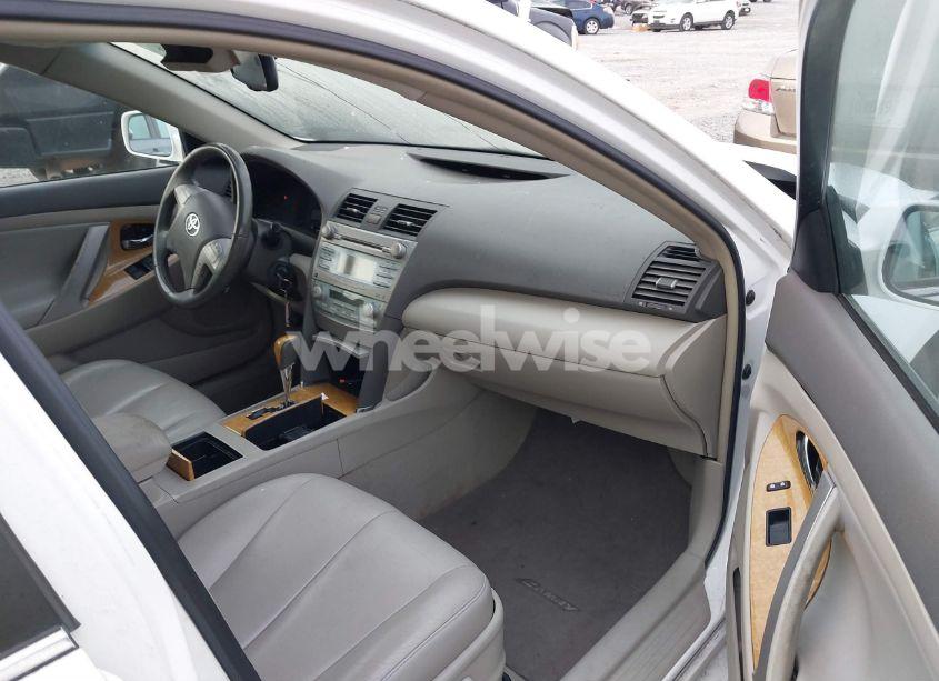 Photo 5 of 2007 Toyota Camry XLE (VIN 4T1BE46K07U592248)