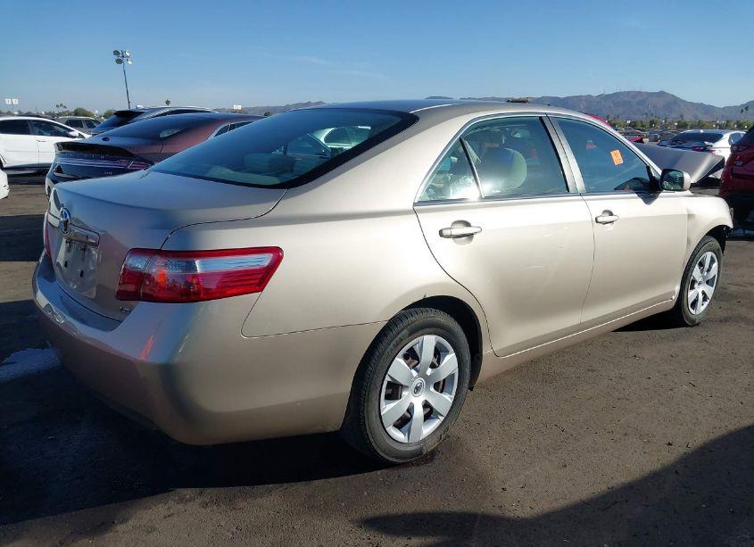 Photo 4 of 2007 Toyota Camry LE (VIN 4T1BE46K07U615995)