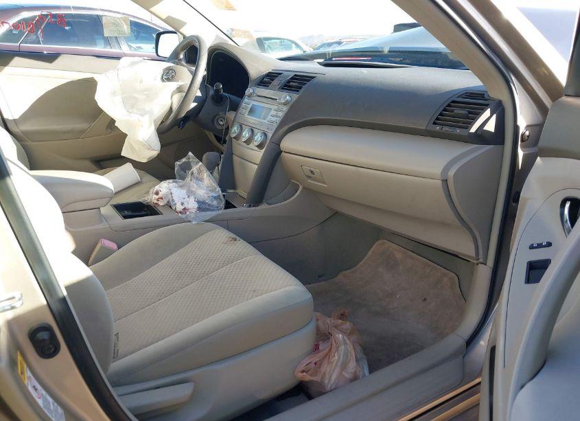 Photo 5 of 2007 Toyota Camry LE (VIN 4T1BE46K07U615995)