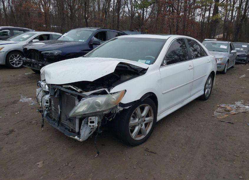Photo 2 of 2007 Toyota Camry SE (VIN 4T1BE46K07U653260)