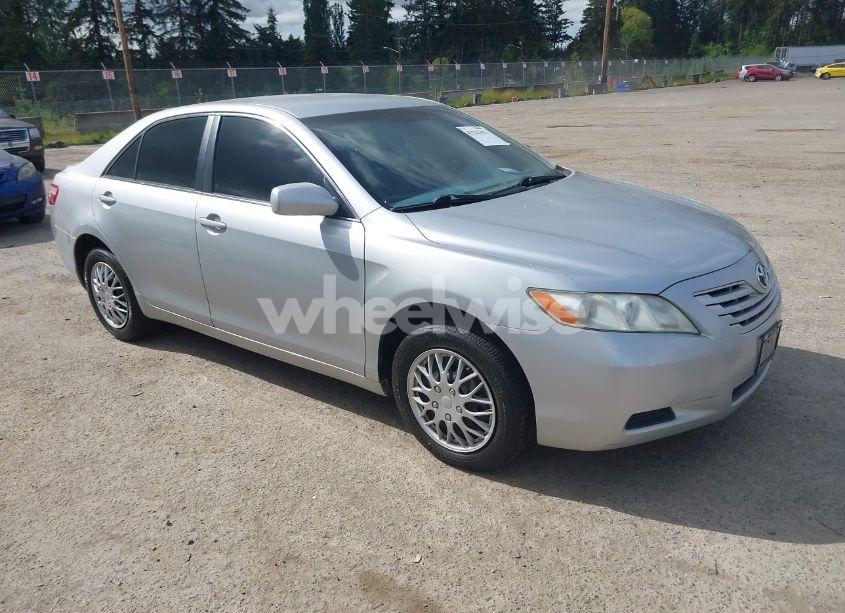 2007 Toyota Camry LE (VIN 4T1BE46K07U698974) main photo
