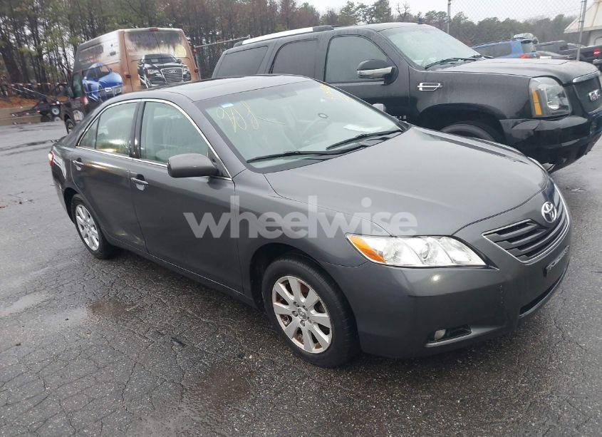 2007 Toyota Camry XLE (VIN 4T1BE46K07U725302) main photo