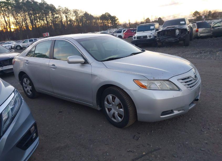 2008 Toyota Camry LE (VIN 4T1BE46K08U215727) main photo