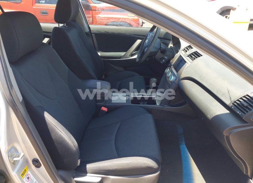 Photo 5 of 2008 Toyota Camry SE (VIN 4T1BE46K08U775764)