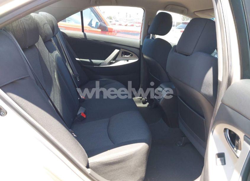 Photo 8 of 2008 Toyota Camry SE (VIN 4T1BE46K08U775764)