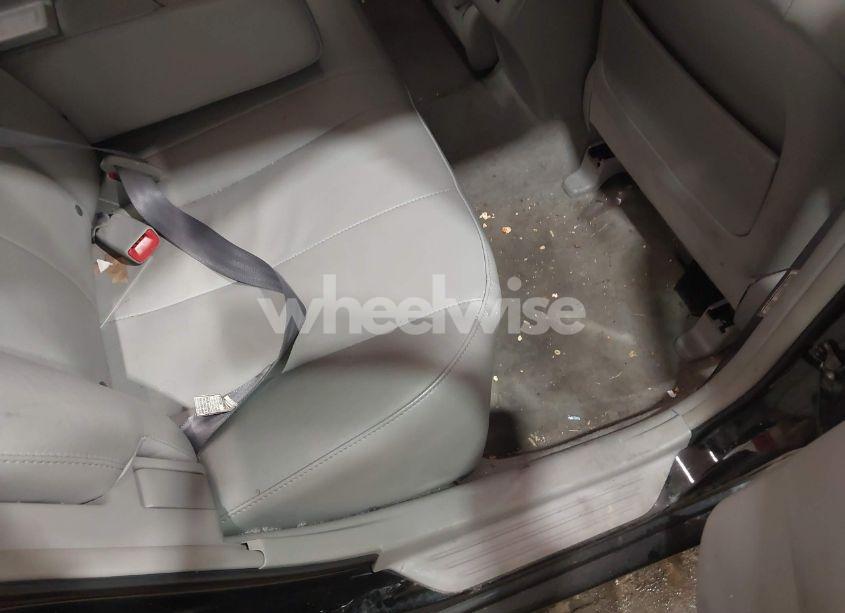 Photo 8 of 2008 Toyota Camry XLE (VIN 4T1BE46K08U783413)