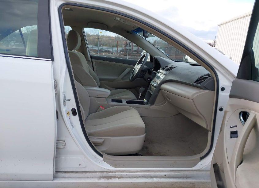 Photo 5 of 2008 Toyota Camry LE (VIN 4T1BE46K08U787896)