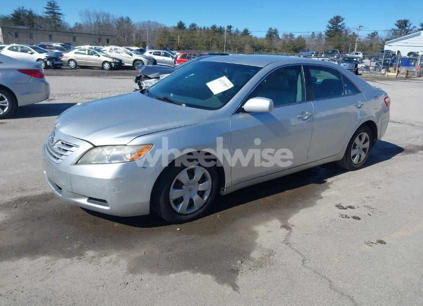Photo 2 of 2009 Toyota Camry LE (VIN 4T1BE46K09U263889)