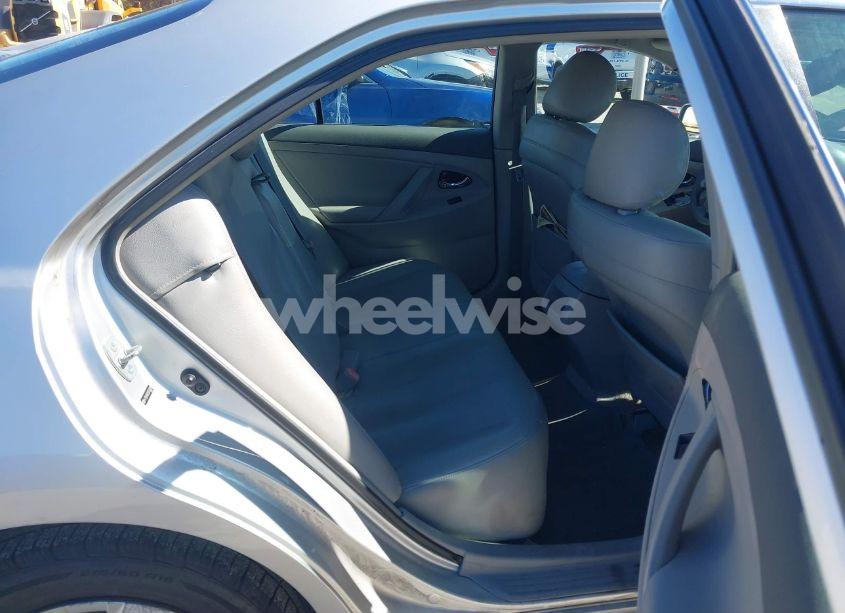 Photo 8 of 2009 Toyota Camry LE (VIN 4T1BE46K09U263889)