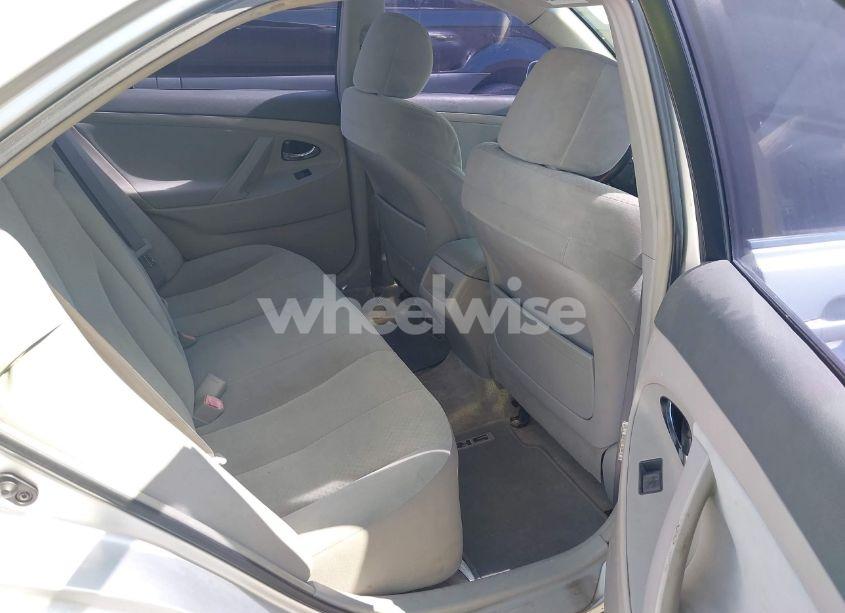 Photo 8 of 2009 Toyota Camry LE (VIN 4T1BE46K09U274570)