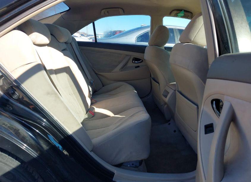 Photo 8 of 2009 Toyota Camry LE (VIN 4T1BE46K09U280594)