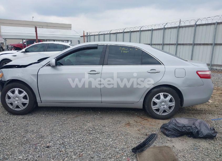 Photo 14 of 2009 Toyota Camry LE (VIN 4T1BE46K09U295502)