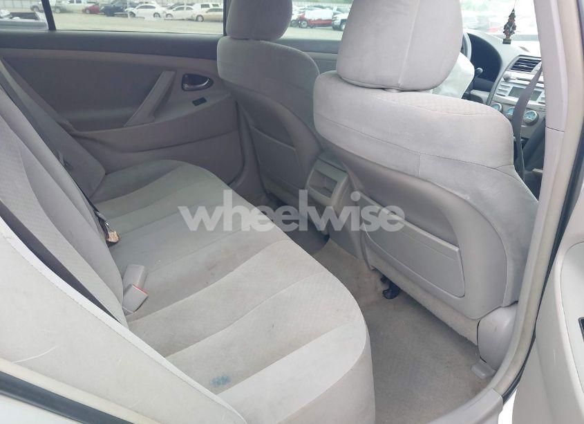 Photo 8 of 2009 Toyota Camry LE (VIN 4T1BE46K09U295502)