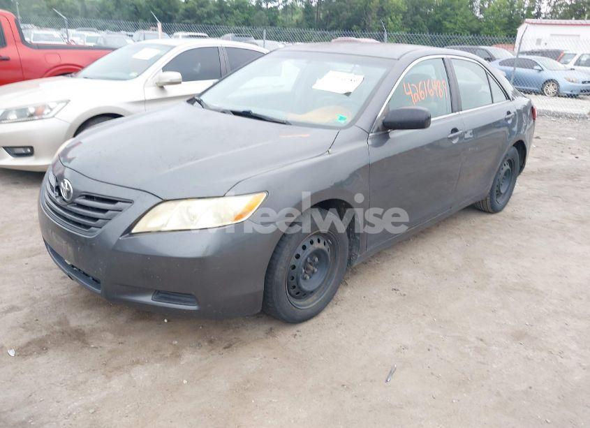 Photo 2 of 2009 Toyota Camry LE (VIN 4T1BE46K09U321810)