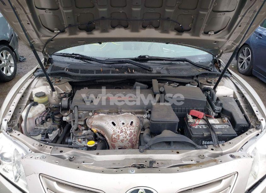 Photo 10 of 2009 Toyota Camry (VIN 4T1BE46K09U334685)
