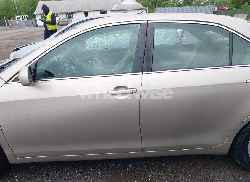 Photo 14 of 2009 Toyota Camry (VIN 4T1BE46K09U334685)