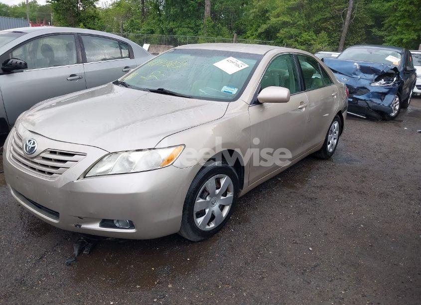 Photo 2 of 2009 Toyota Camry (VIN 4T1BE46K09U334685)