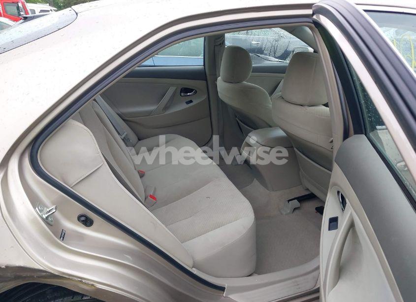 Photo 8 of 2009 Toyota Camry (VIN 4T1BE46K09U334685)