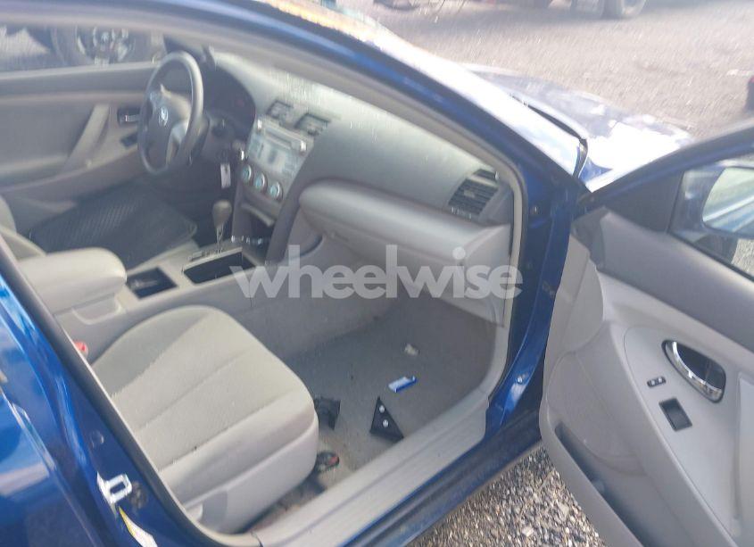 Photo 5 of 2009 Toyota Camry LE (VIN 4T1BE46K09U347131)