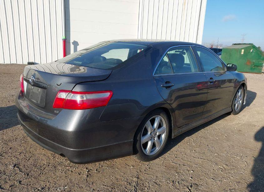 Photo 4 of 2009 Toyota Camry SE (VIN 4T1BE46K09U393722)