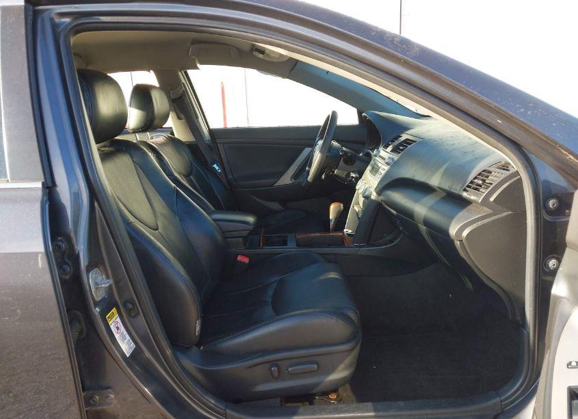 Photo 5 of 2009 Toyota Camry SE (VIN 4T1BE46K09U393722)