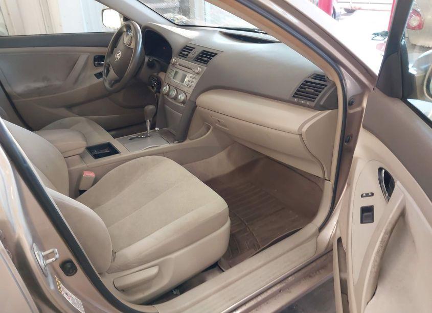 Photo 5 of 2009 Toyota Camry LE (VIN 4T1BE46K09U396927)