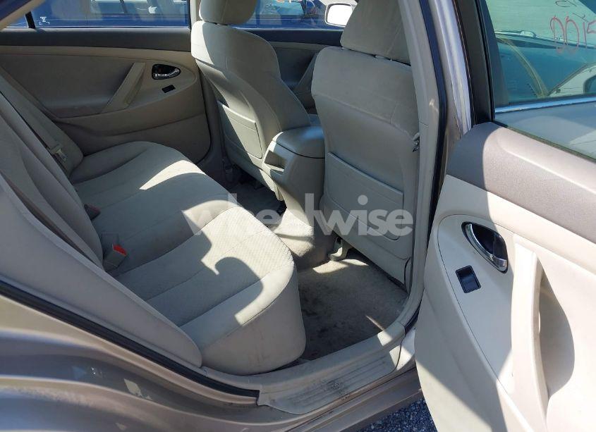 Photo 8 of 2009 Toyota Camry LE (VIN 4T1BE46K09U412088)