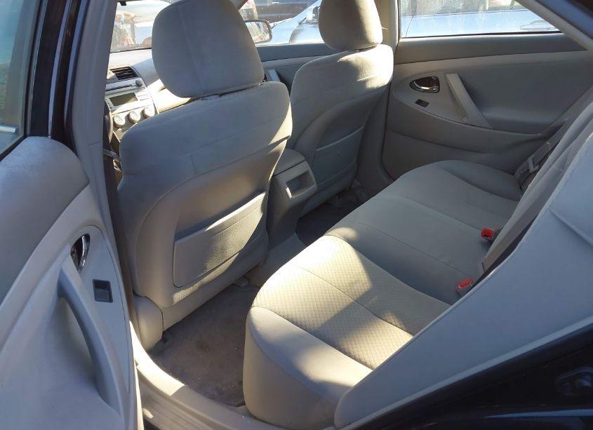 Photo 8 of 2009 Toyota Camry LE (VIN 4T1BE46K09U796387)