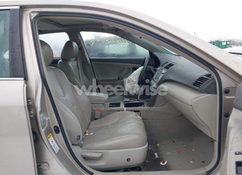 Photo 5 of 2009 Toyota Camry LE (VIN 4T1BE46K09U808649)