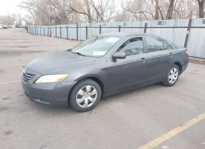 Photo 2 of 2009 Toyota Camry LE (VIN 4T1BE46K09U810188)