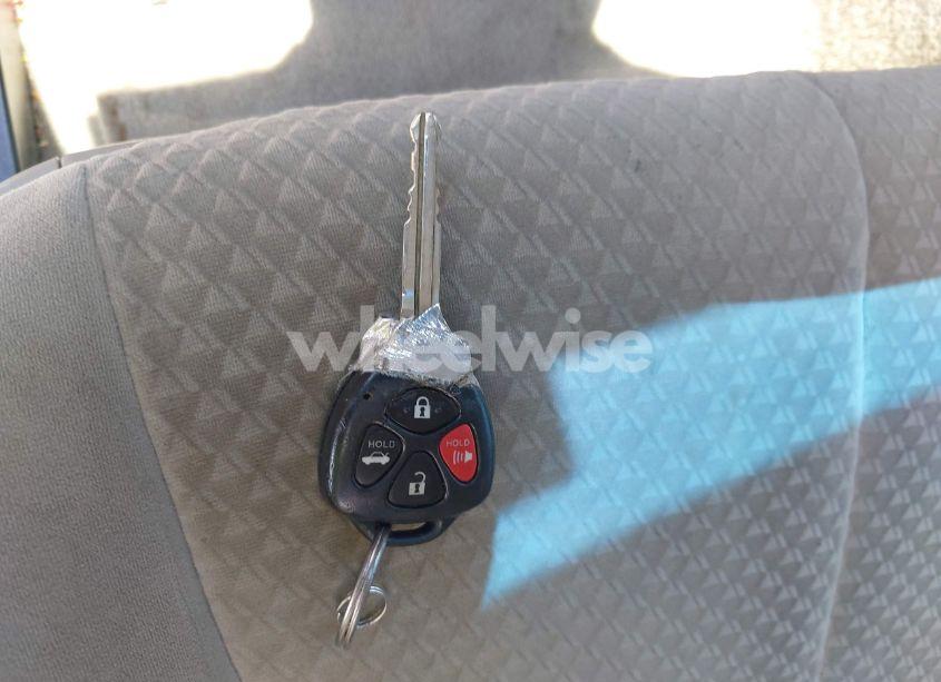 Photo 11 of 2009 Toyota Camry LE (VIN 4T1BE46K09U873808)