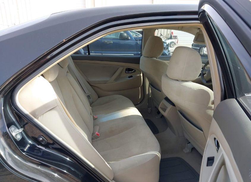 Photo 8 of 2009 Toyota Camry LE (VIN 4T1BE46K09U887191)