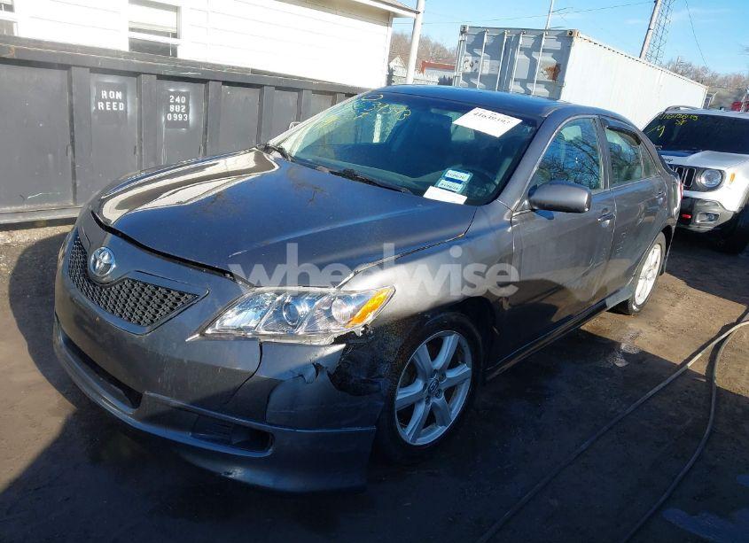 Photo 2 of 2009 Toyota Camry SE (VIN 4T1BE46K09U897350)