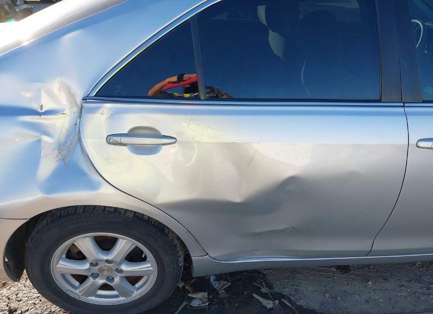 Photo 18 of 2009 Toyota Camry LE (VIN 4T1BE46K09U897543)