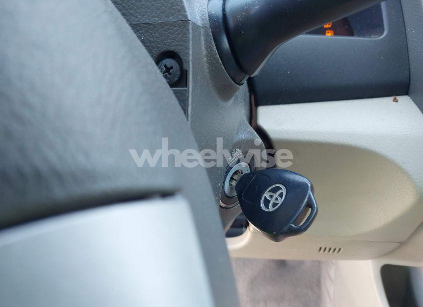 Photo 11 of 2009 Toyota Camry LE (VIN 4T1BE46K09U905382)