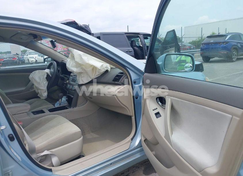 Photo 5 of 2009 Toyota Camry LE (VIN 4T1BE46K09U920206)