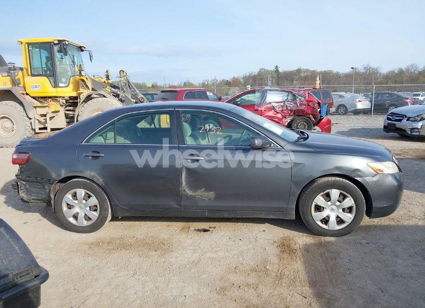 Photo 13 of 2007 Toyota Camry LE (VIN 4T1BE46K17U001229)