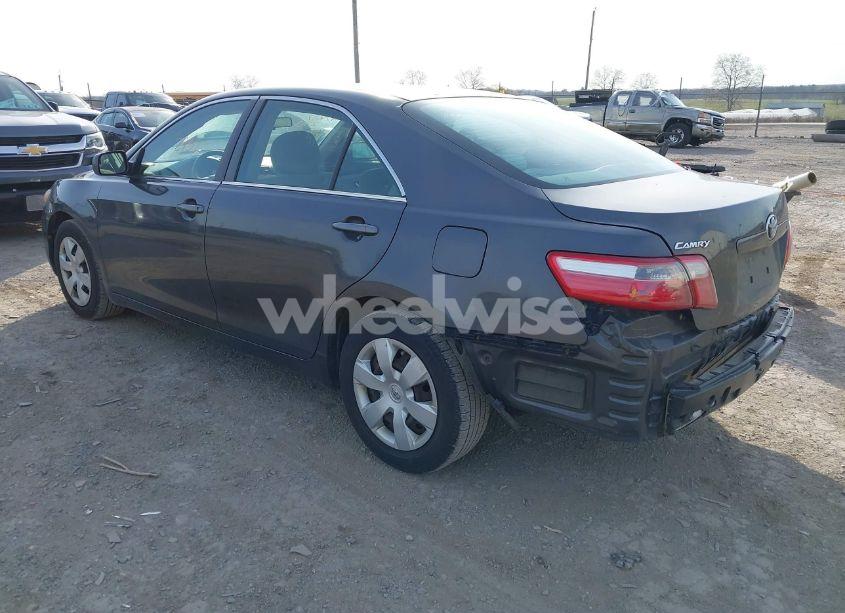 Photo 3 of 2007 Toyota Camry LE (VIN 4T1BE46K17U001229)