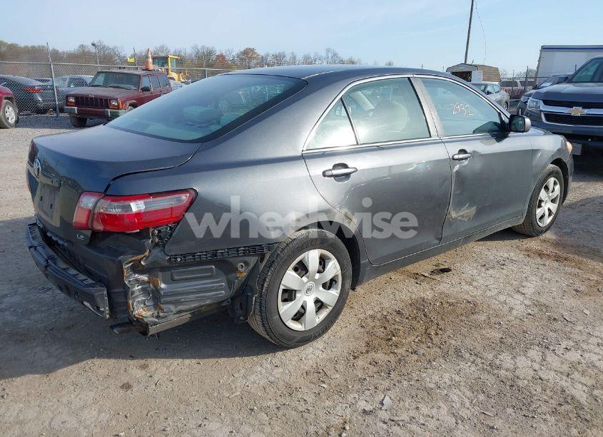 Photo 4 of 2007 Toyota Camry LE (VIN 4T1BE46K17U001229)