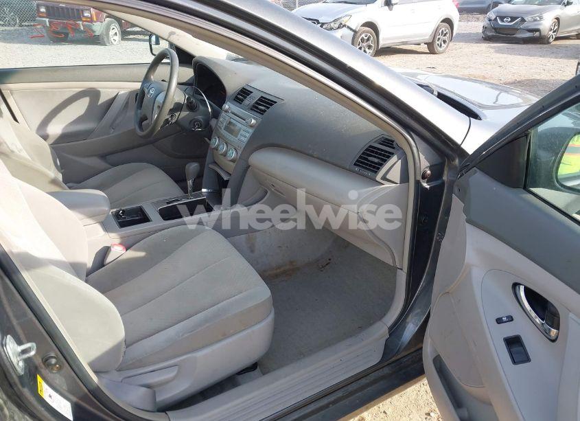 Photo 5 of 2007 Toyota Camry LE (VIN 4T1BE46K17U001229)