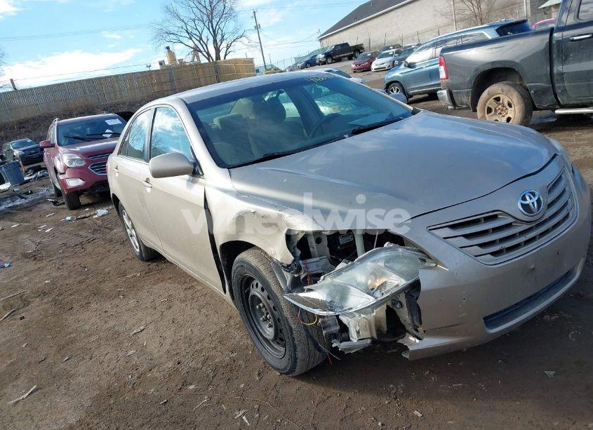 2007 Toyota Camry LE (VIN 4T1BE46K17U079204) main photo