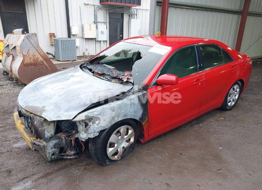 Photo 2 of 2007 Toyota Camry LE (VIN 4T1BE46K17U108183)